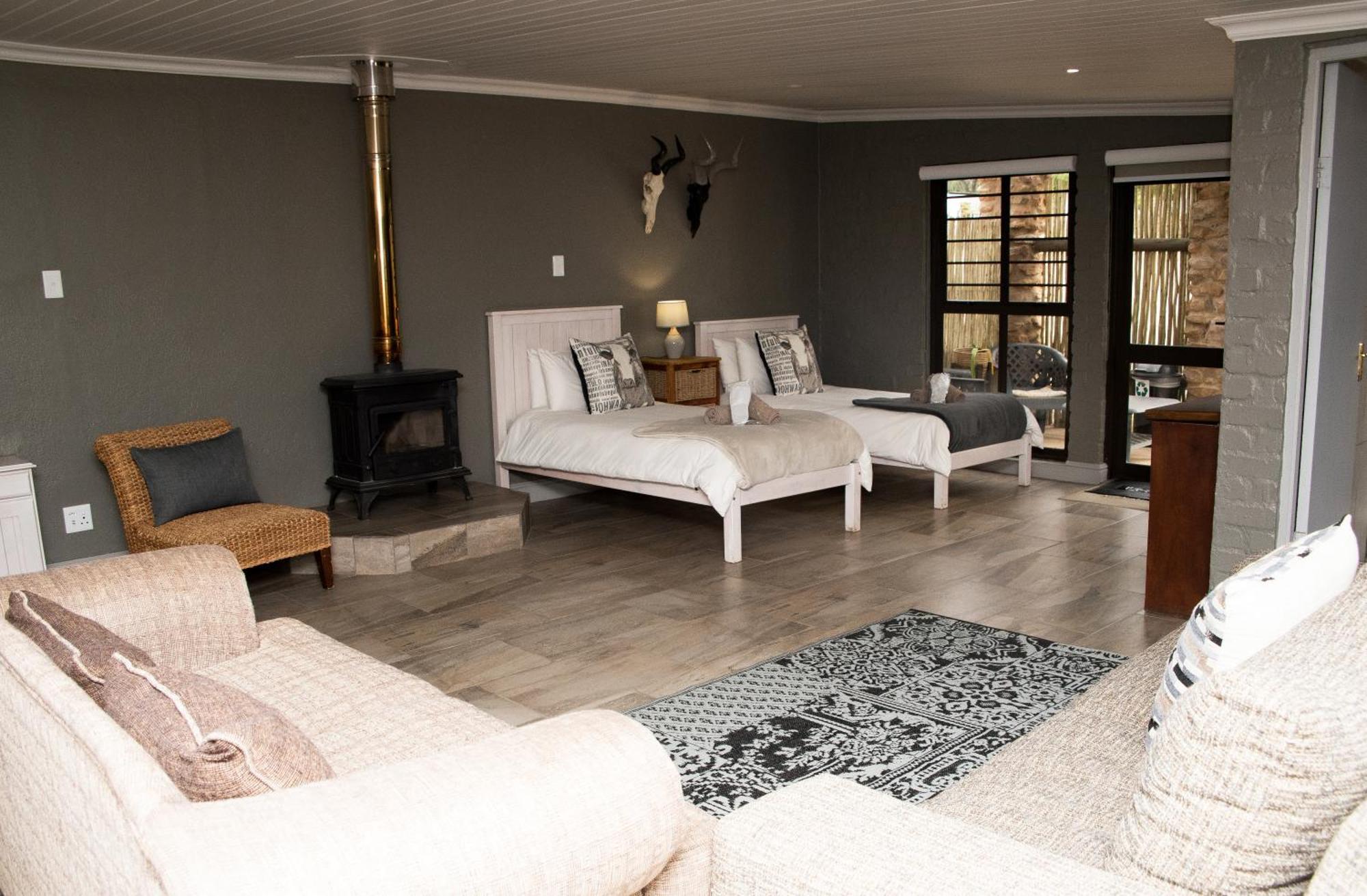Desert Wind Private Guest And Game Farm Montagu Bagian luar foto