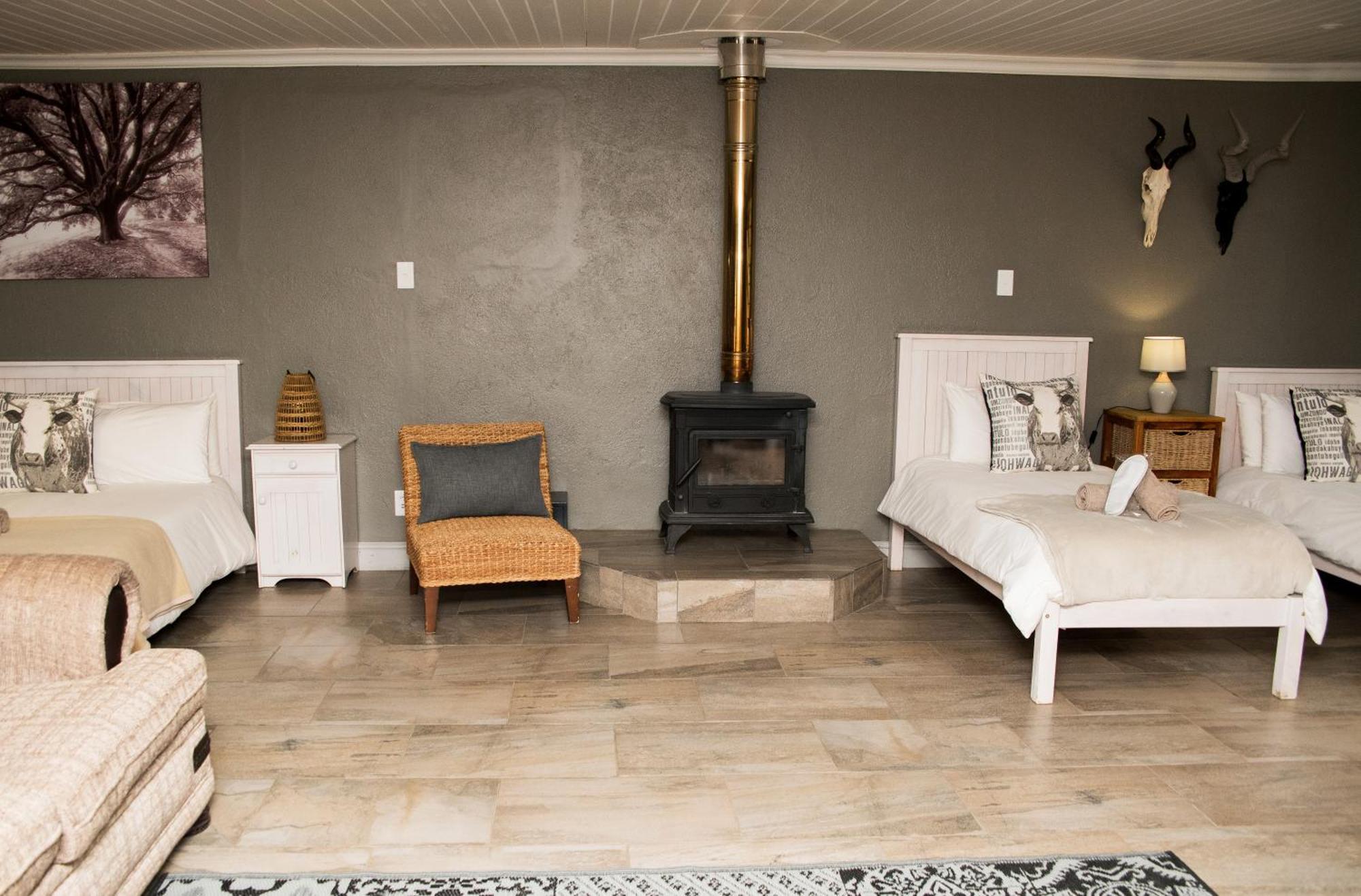 Desert Wind Private Guest And Game Farm Montagu Bagian luar foto